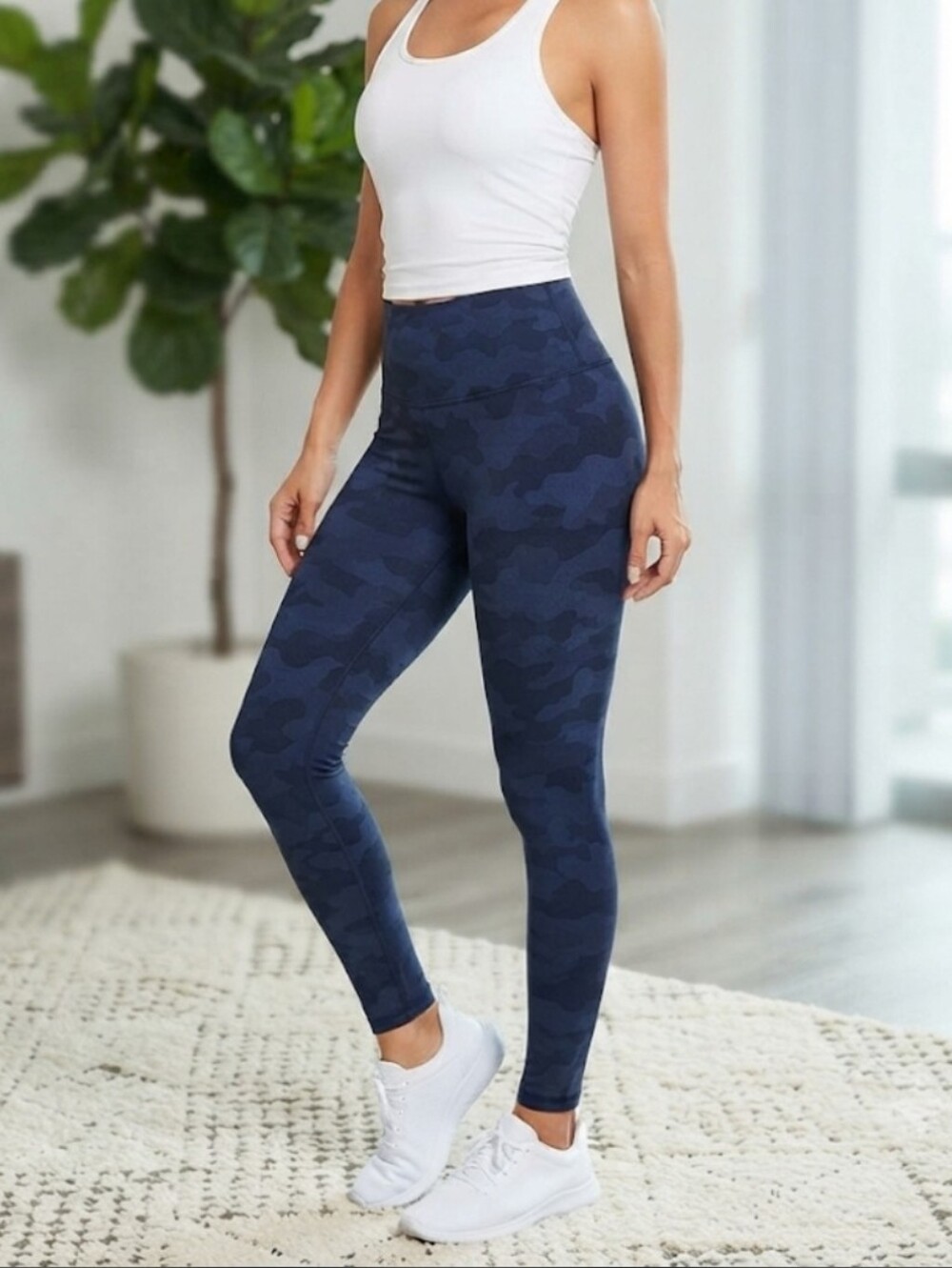 All in Motion Women's Blue Camo Athletic Leggings - Size M